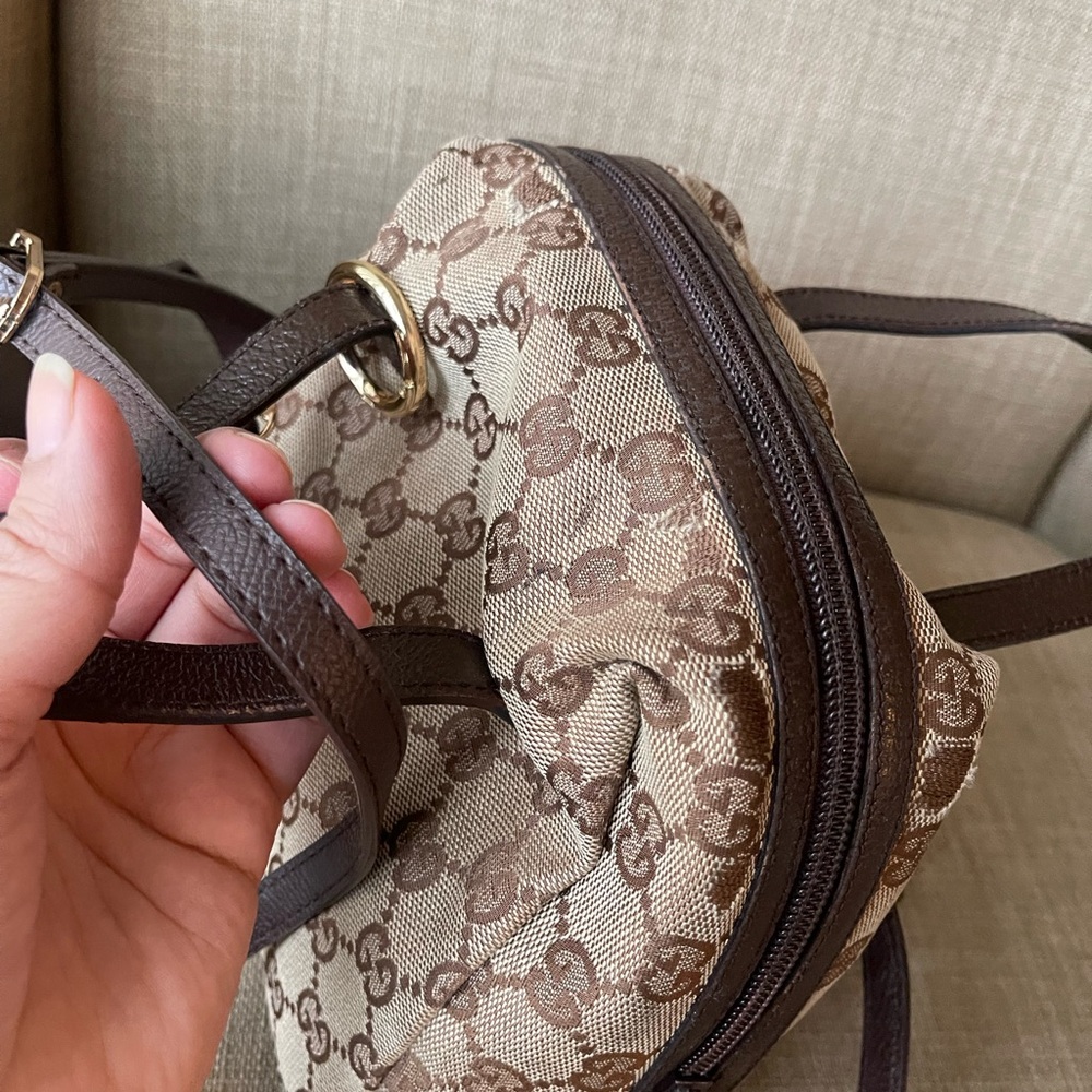 Authentic Gucci vintage GG canvas mini bag 124542.2888 - Picture 7 of 15